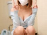 ヤリモク拒絶の巨乳ギャルに手コキ交渉！ご無沙汰すぎて生チンポに発情した隙を逃さず即ホテＩＮで生ハメ頂いちゃいました♪【個撮】