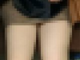 脚フェチ 生脚太ももがエロいお姉さん 真上からの超接写