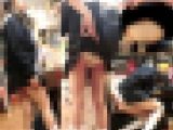【スカートめくりvol39】めくりに気付いて逃げる服美●女のお尻まる出し14連めくり