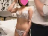 小柄なギャル風オタク処女ちゃんと初体験「ぴりぴりして気持ちよかった」【前編】