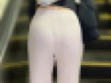 《2度お尻を突き出す仕草！高身長スレンダーモデル》
