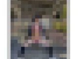 SMプレイしながら野外露出　乳首クリップ姿を公開羞恥