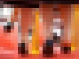 リクスー女子の椅子の下のパンスト足事情
